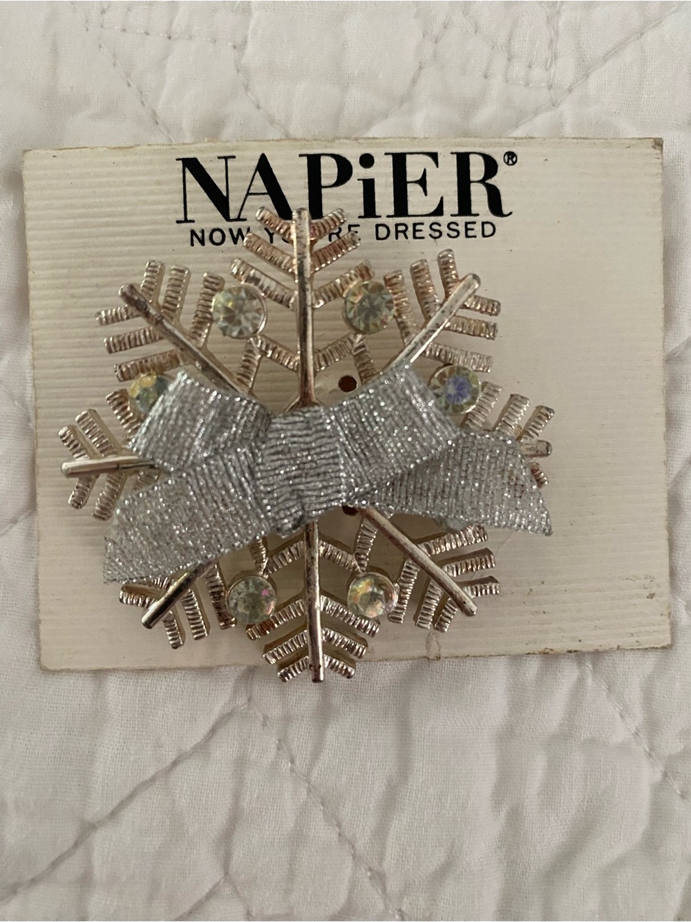 Napier NWOT Brooch Vintage Silver Snowflake